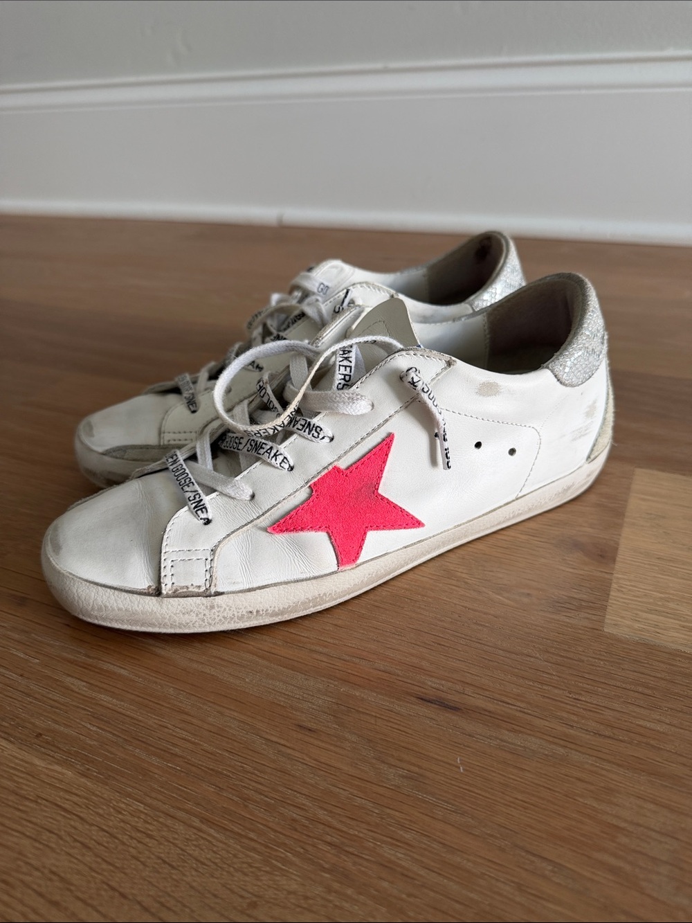 Golden Goose Women’s Superstar White Sneakers with Pink Star and Silver Heel